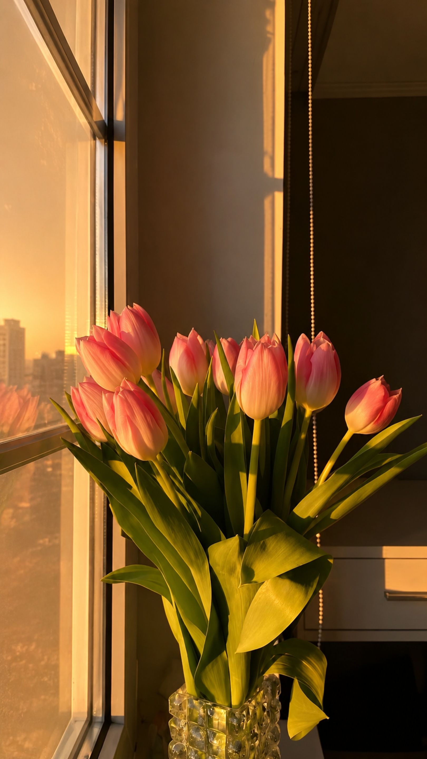 Soft Tulip Aesthetic 4K Wallpaper